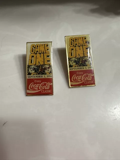 VTG 1994 Kentucky Wildcats Louisville Cardinals Game One Pin Pinback COCA-COLA