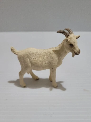 Schleich DOMESTIC NANNY GOAT White Female Dairy Farm Animal Figure Retired 13719