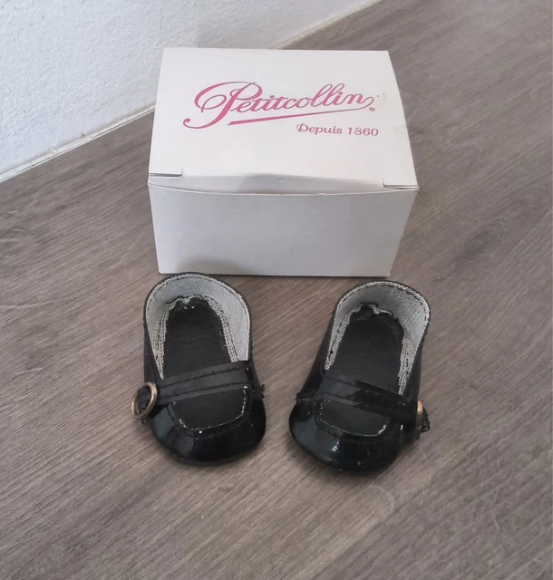 Chaussures vintage pour poupée Modes et Travaux, Marie-Françoise et Jean- Michel