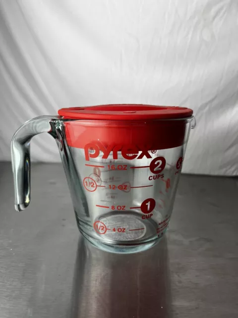 Pyrex Prepware 2-Cup Glass Measuring Cup with Lid