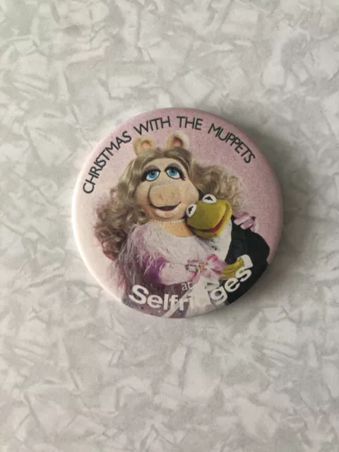 Button, badge MUPPETS - miss piggy