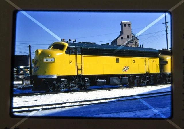 Duplicate '72 Kodachrome Slide CNW Chicago Northwestern 414 F7A Clean      41P54