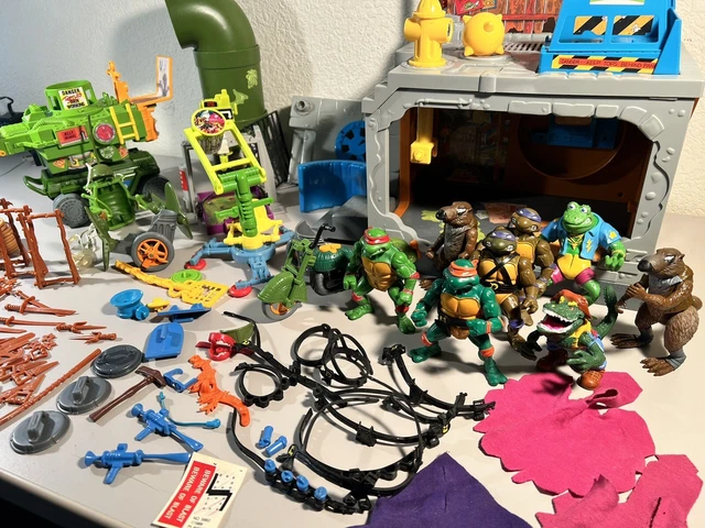 Vintage Teenage Mutant Ninja Turtles Action Figures Sewer Playset TMNT Huge Lot 2