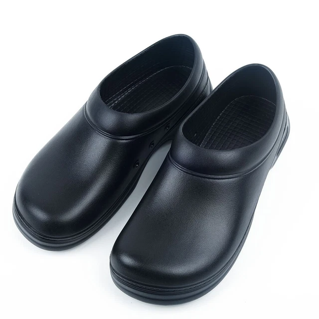 Chaussures sales antidérapantes cuisine