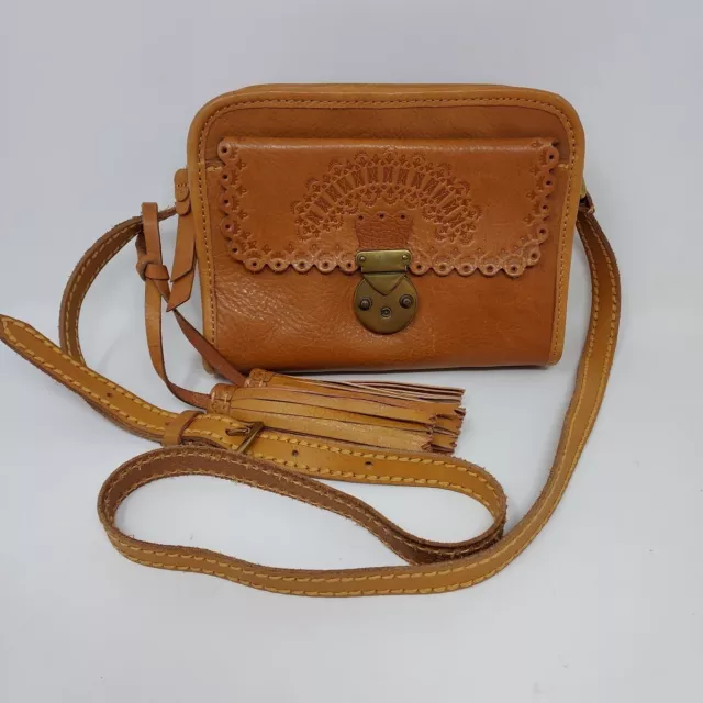 Isabella Fiore Handbags Leather Brown Tooled Messenger Crossbody Bag Western