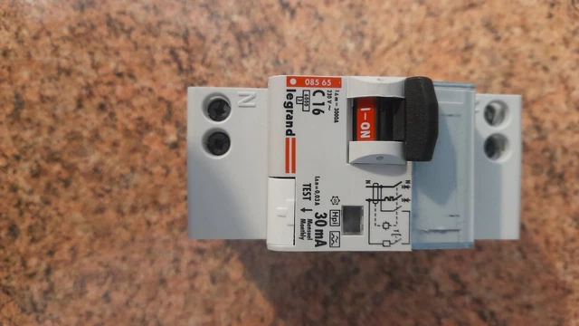 Disjoncteur Différentiel Legrand Type B 16A 30mA - Réf 008506 - Protection Électrique