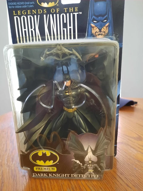 1998 Legends of the Dark Knight: Dark Knight DETECTIVE BATMAN Figure Kenner 1998 Legends of the Dark Knight: Dark Knight DETECTIVE BATMAN Figure Kenner