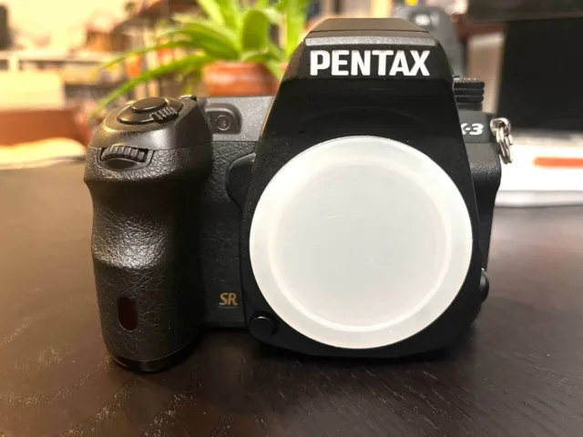 Pentax K-3 24.0 MP Digital SLR Camera Body 2 OEM Batteries and Charger