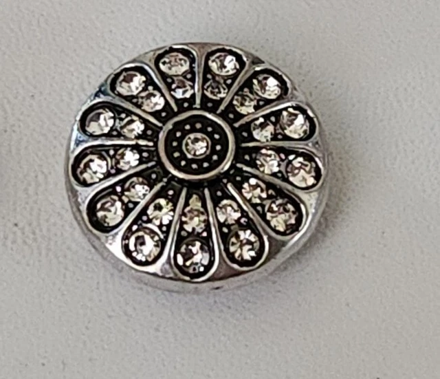 Stunning Silver Rhinestone Snap Jewelry 18mm Button Charm Ginger,  Chunk, Noosa