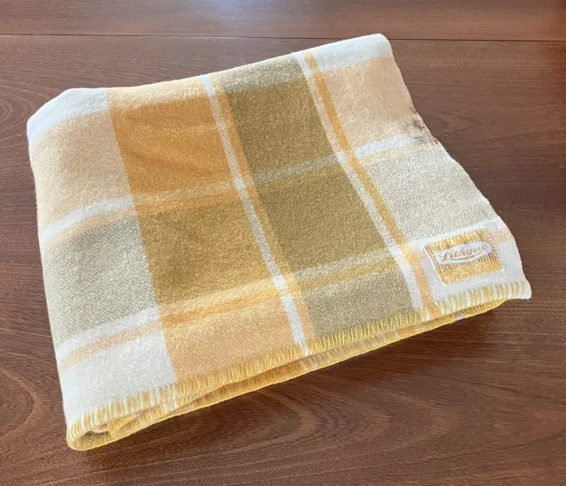 VINTAGE PURE WOOL SINGLE BED BLANKET by LITHGOW - 148cm X 232cm