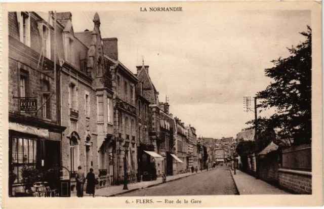 CPA Flers.- Rue de la gare (195979)