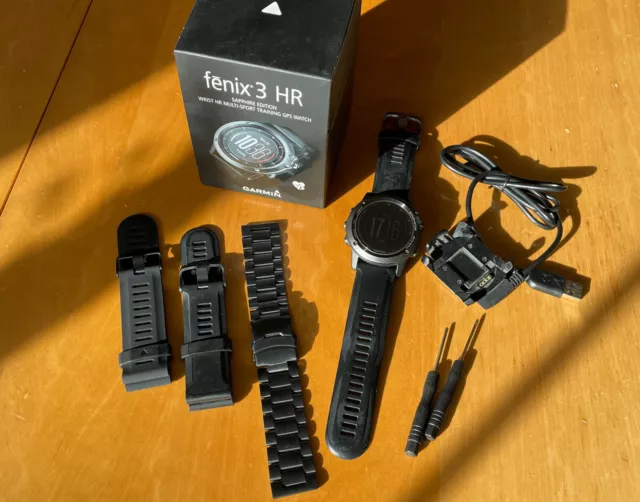 Garmin Fenix 3 HR GPS-Multisportuhr (Sapphire Edition)