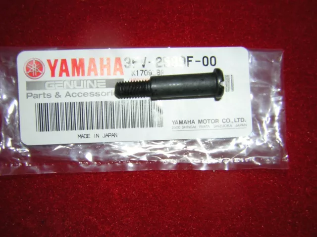 Yamaha R1 98-03 Brake Lever Pivot Bolt. Genuine Yamaha. New B26E