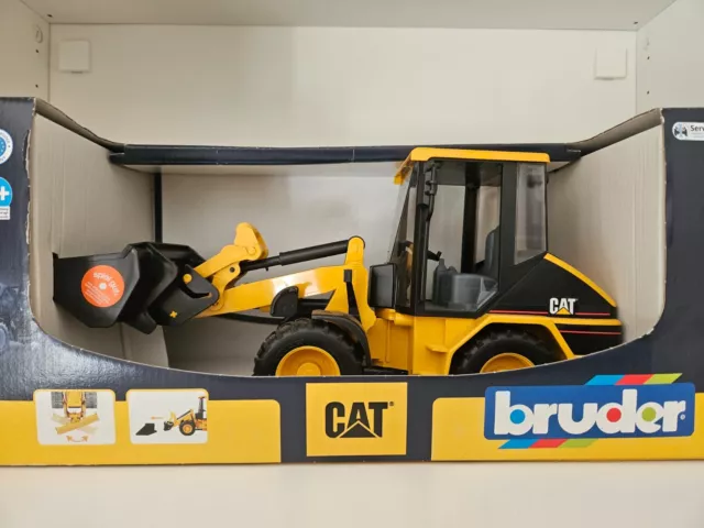 Bruder CAT Kompaktgelenkradlader 1:16 2