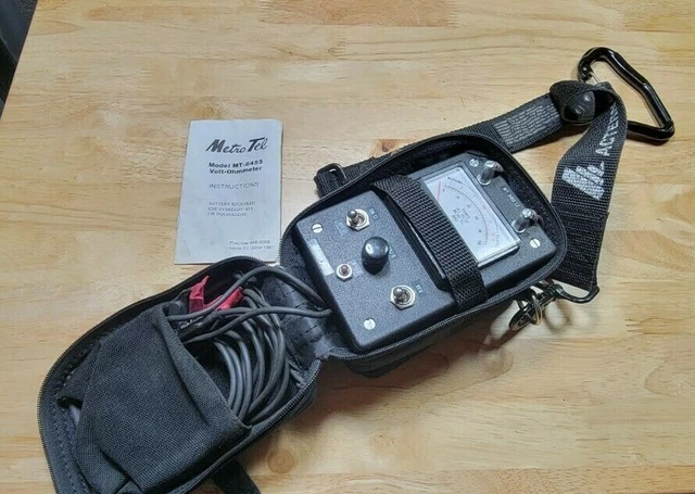 Vintage Metro Tel Corp. Volt-Ohmmeter, MT-8455-L2 with case