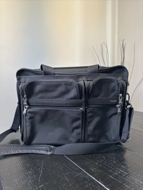 TUMI Expandable Briefcase Computer Bag 26060D4 Black Nylon, 2-Way Shoulder Strap
