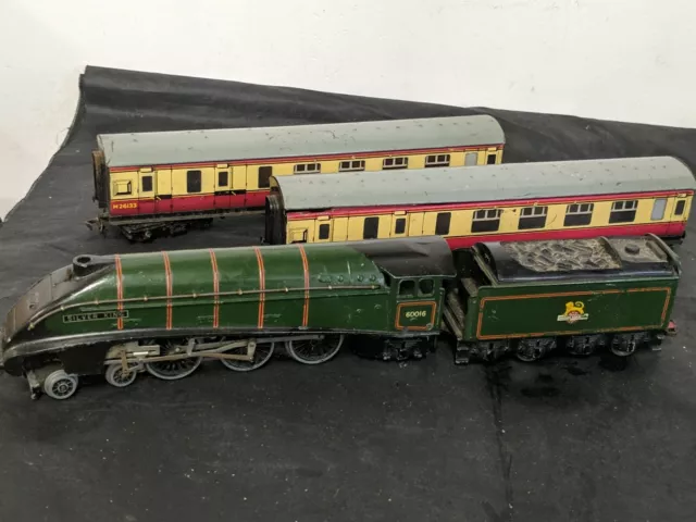 hornby dublo 3 rail locomotive br silver king  tin coach m26133