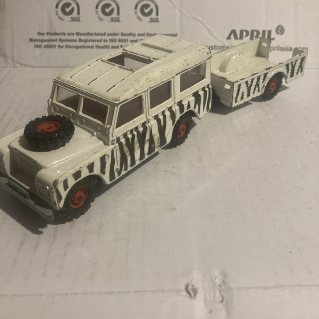 Majorette - Land Rover + Remorque cheval - 25cm - Sons et Lumières