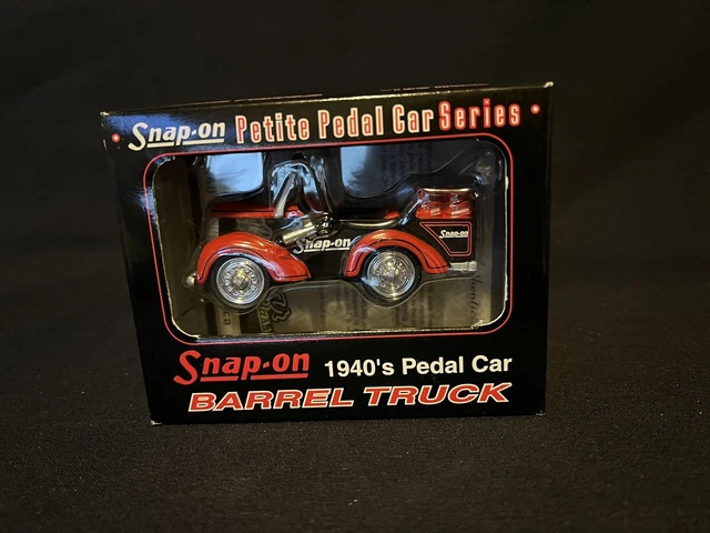 SNAP ON TOOLS Red 1940 Gendron Pedal Car Hot Rod Bank 1:64