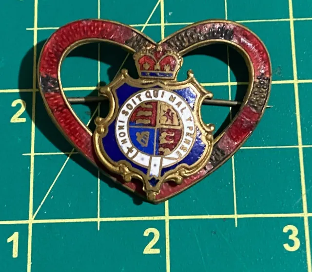 British English Antique Old WW1 Large Enameled Badge Heart Pin