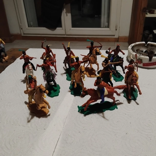 Cavaliers Indiens - Timpo Toys Soldats Démontables