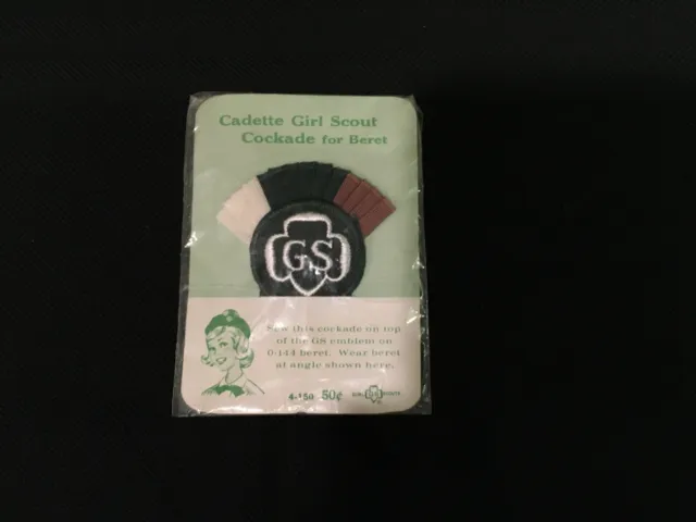 Vintage Cadette Girl Scouts Cockade For Beret Emblem 4-150 New In Package NOS
