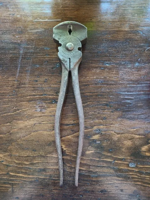 Vintage Crescent Too Co Fencing Pliers Jamestown N.Y. 1907 10" Long Made in USA