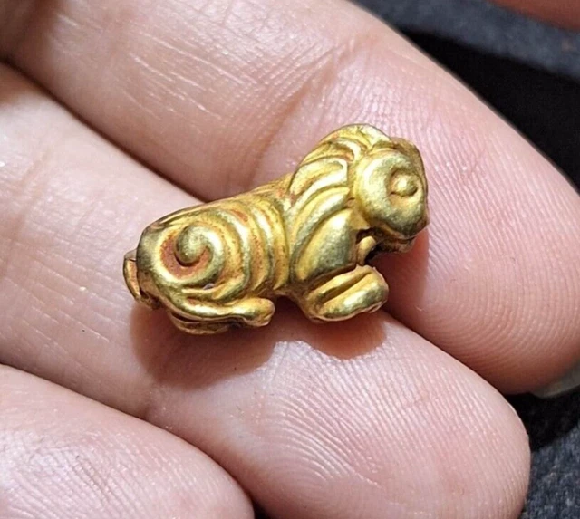 Amazing Antique PyU amazing female lion Gold 22K Bead Pendant amulet charm bead