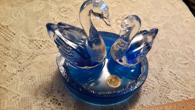 Swans Glass Sculpture Ornament. Crystal  Rcr. Vintage. Rare Blue Base. Label.