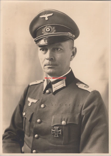 Gross Foto, Wach Bataillon Berlin, Offizier mit E.K., Portrait (N)50765
