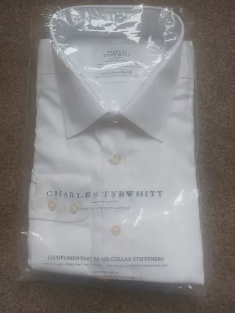 Camicia da uomo Charles Tyrwhitt bianca slim fit. Manica lunga. Taglia 17,5. Nuovo con etichette