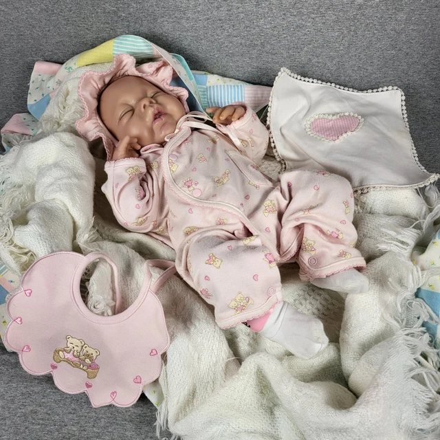 REBORN BABY HUTI B A.D.G 04 Silicone Anatomically Correct Ashton