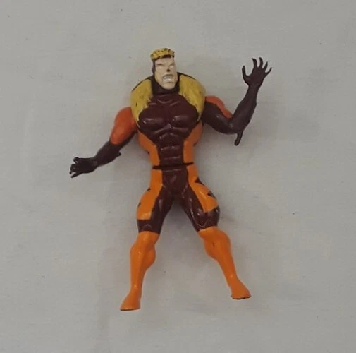 ToyBiz Sabretooth 1994  Steel Mutants Die Cast 3" Action Figure Marvel X-Men 2