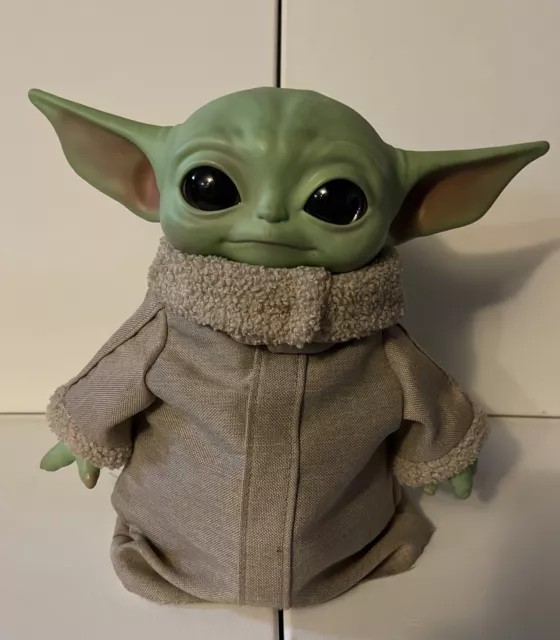 Star Wars Baby Yoda The Child Grogu 11 inch Plush Plastic Doll Toy Mandalorian