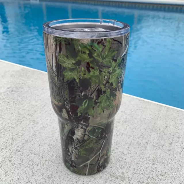 Stainless Steel Camo Tumbler + Straws - 30 Oz Double Wall Vacuum Insulated 