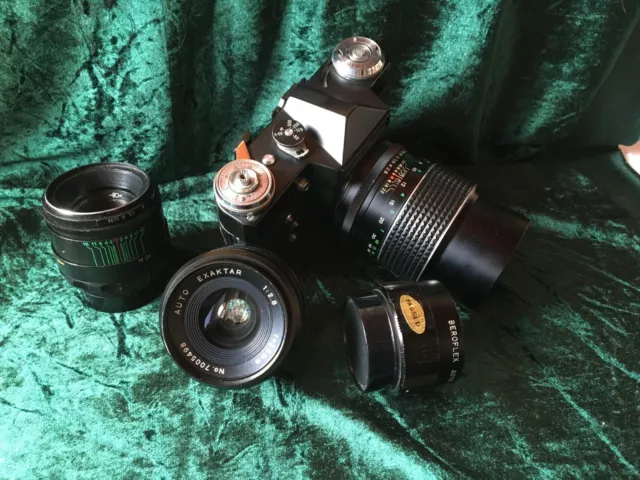 Vintage Klassiker: Russische Zenit E Spiegelreflex Kamera mit Objektiven