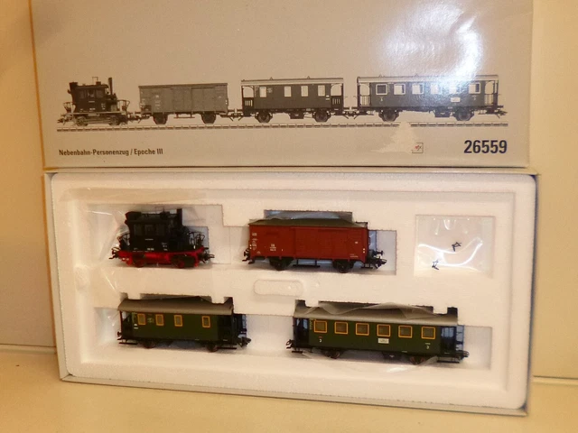 MÄRKLIN H0: 26559 Nebenbahn-Zugset, mit Glaskasten und 3 Wagons, mfx ...