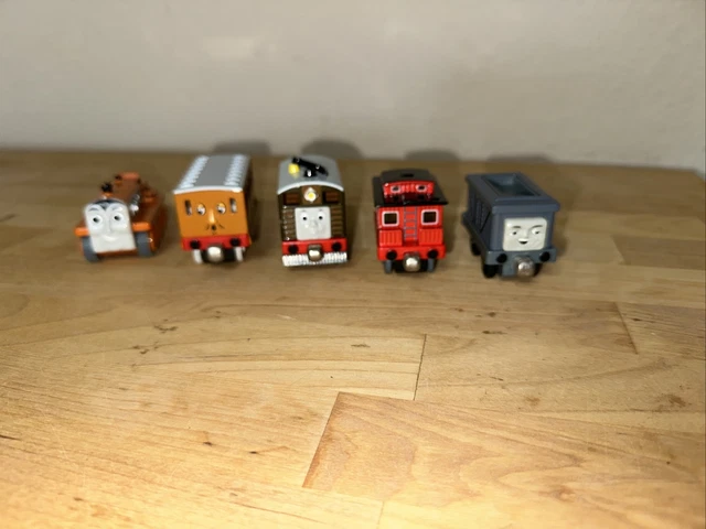 2002 Learning Curve Take Along Thomas & Friends TOBY & Friends Die Cast Cars