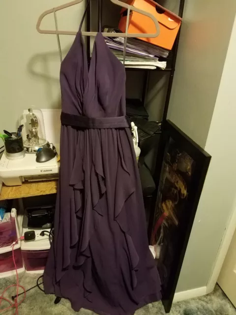 Vera Wang Purple Womens Size 2 Gown. Brides maid or prom dress.