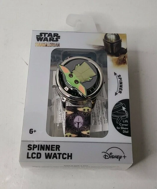Star Wars Baby Yoda Rubber Keyring - The Mandalorian Gift, 4.5 X 6 Cm Cute Character Keychain