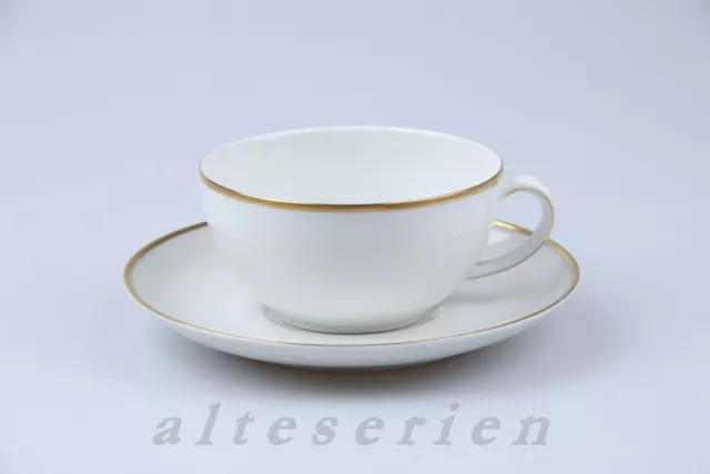 Teetasse mit Untere Arzberg Form 1350 Dekor 9043