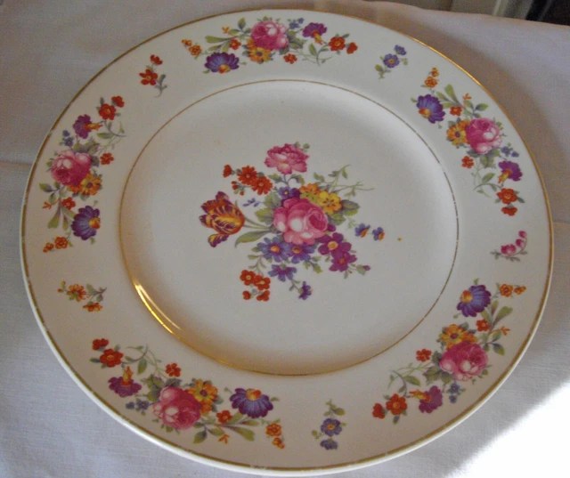 Vintage Syracuse China SHARON Old Ivory O.P.CO 9 5/8" Dinner Plate ~