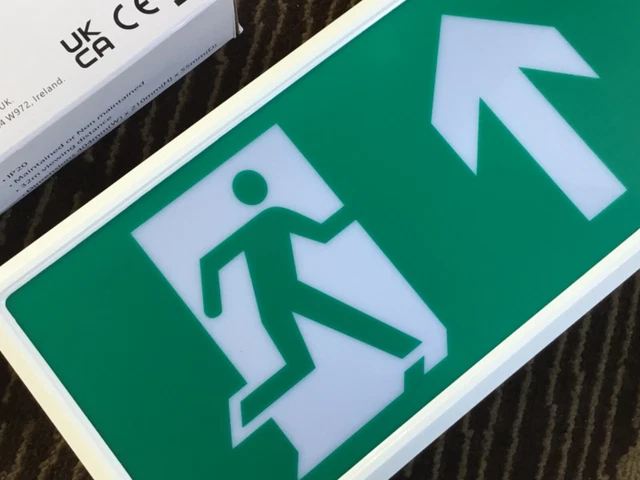 CHANNEL EMERGENCY LIGHT Exit box Exit sign Wall Mounted running man ...