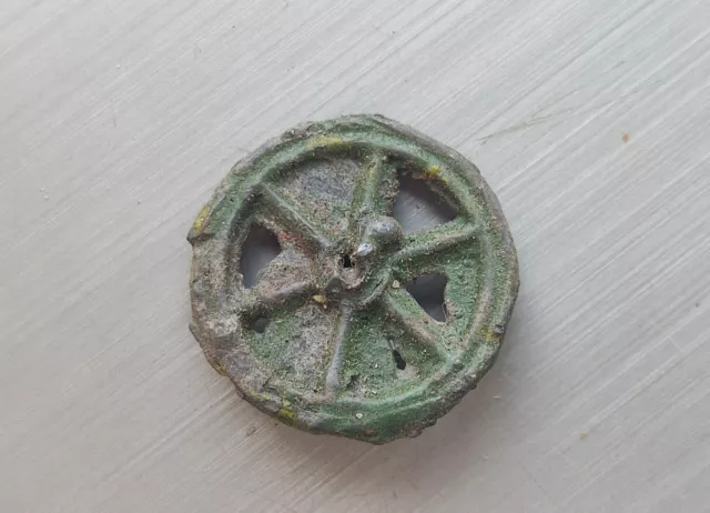 Antique wheel amulet pendant ancient artifact Scythians, Roman Empire, Sarmatian 3