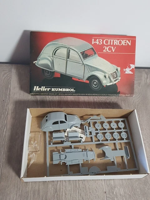 Maquette Heller Peugeot 203 1/43 - Kit Complet à Monter - REF 160