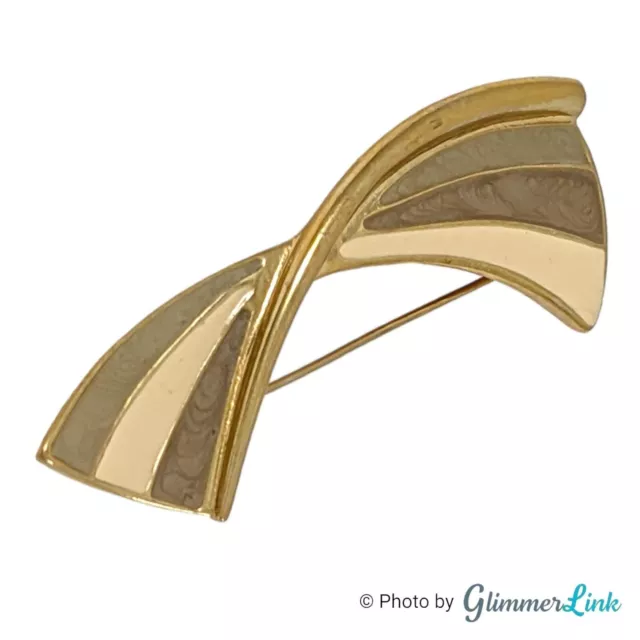 Vintage Trifari 1980s Twisted Abstract Curved Beige Tan Bow Gold Tone Brooch Pin