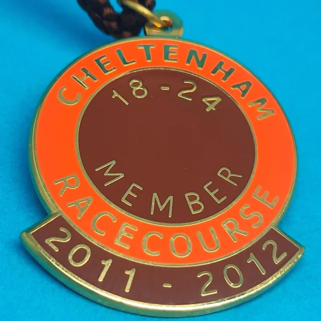 Cheltenham Horse Racing 18 - 24 Members Badge - 2011 / 2012