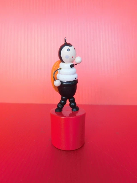 Figurine Les Drôles De Petites Bêtes - Belle La Coccinelle - 6cm - Plastoy 2003