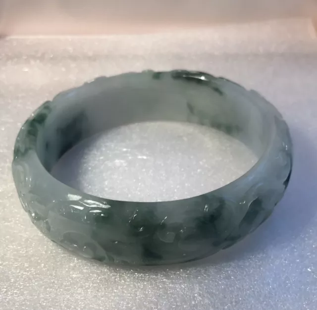 Chinese  Natural Spinach Jade Carved Bangle - Beautiful - Mint