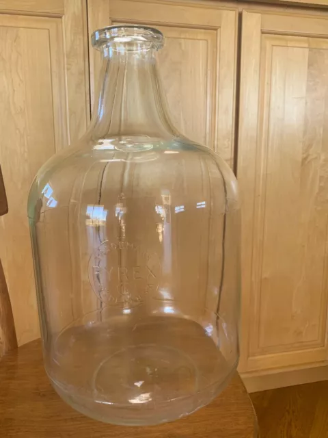 PYREX  5 Gallon Solution Bottle Glass Carboy Jug with Heavy Duty Tooled Neck Top